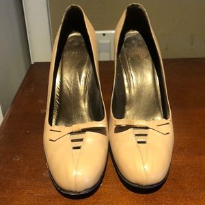 Stuart Weitzman Shoes